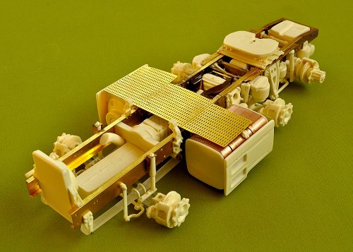 Pusher chassis for Dutch truck CF (Euro 6)