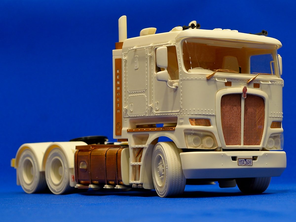 Aussie K200 truck (flat roof)