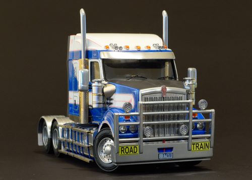 Aussie T610 SAR truck. Resin kit, 1/24