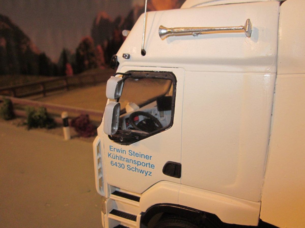 Renault Premium by Lorenzo Modesto, Switzerland