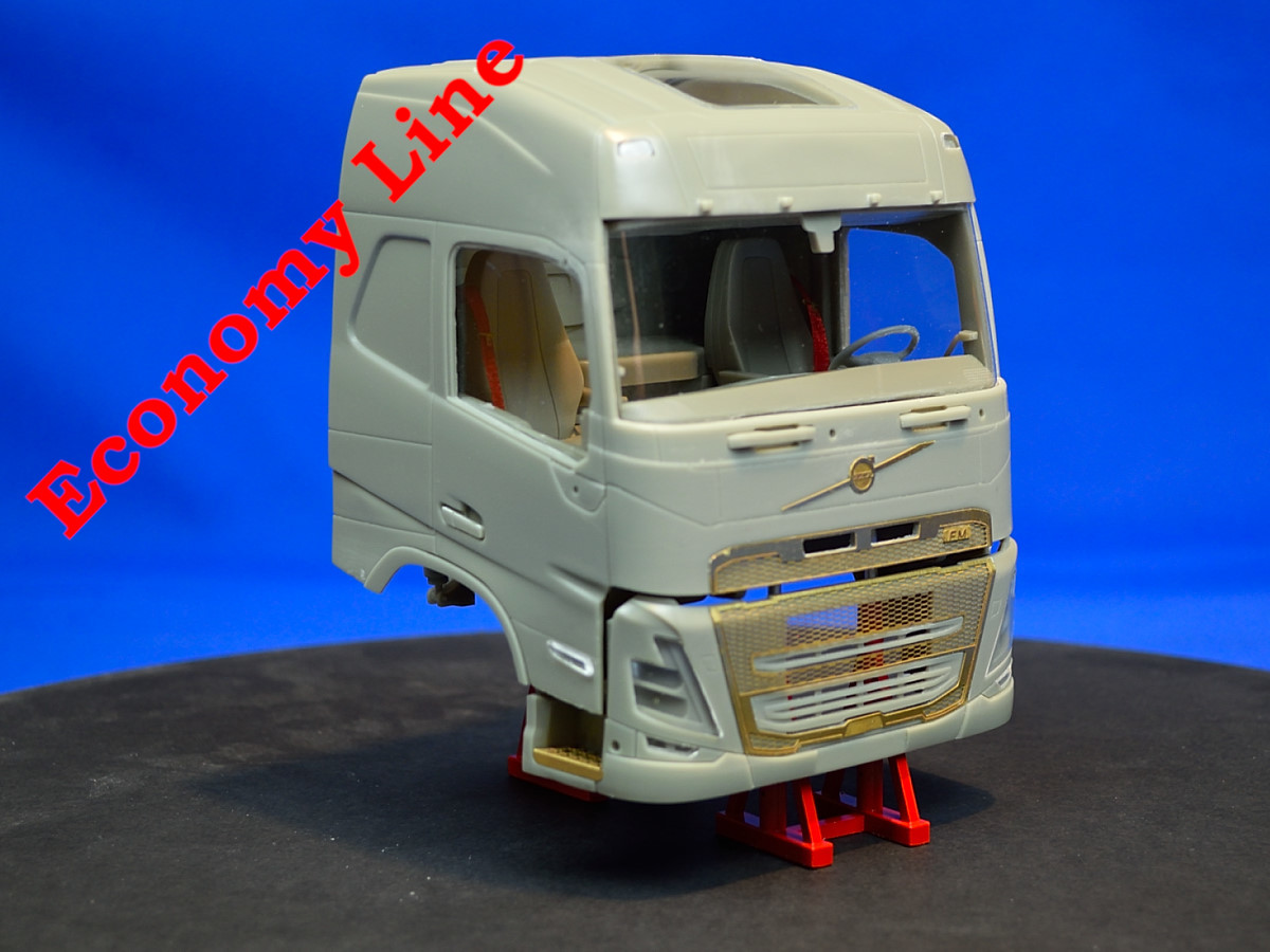 Mid-range Swedish truck, sleeper cab, high roof (Economy Line). Conversion kit, 1/24