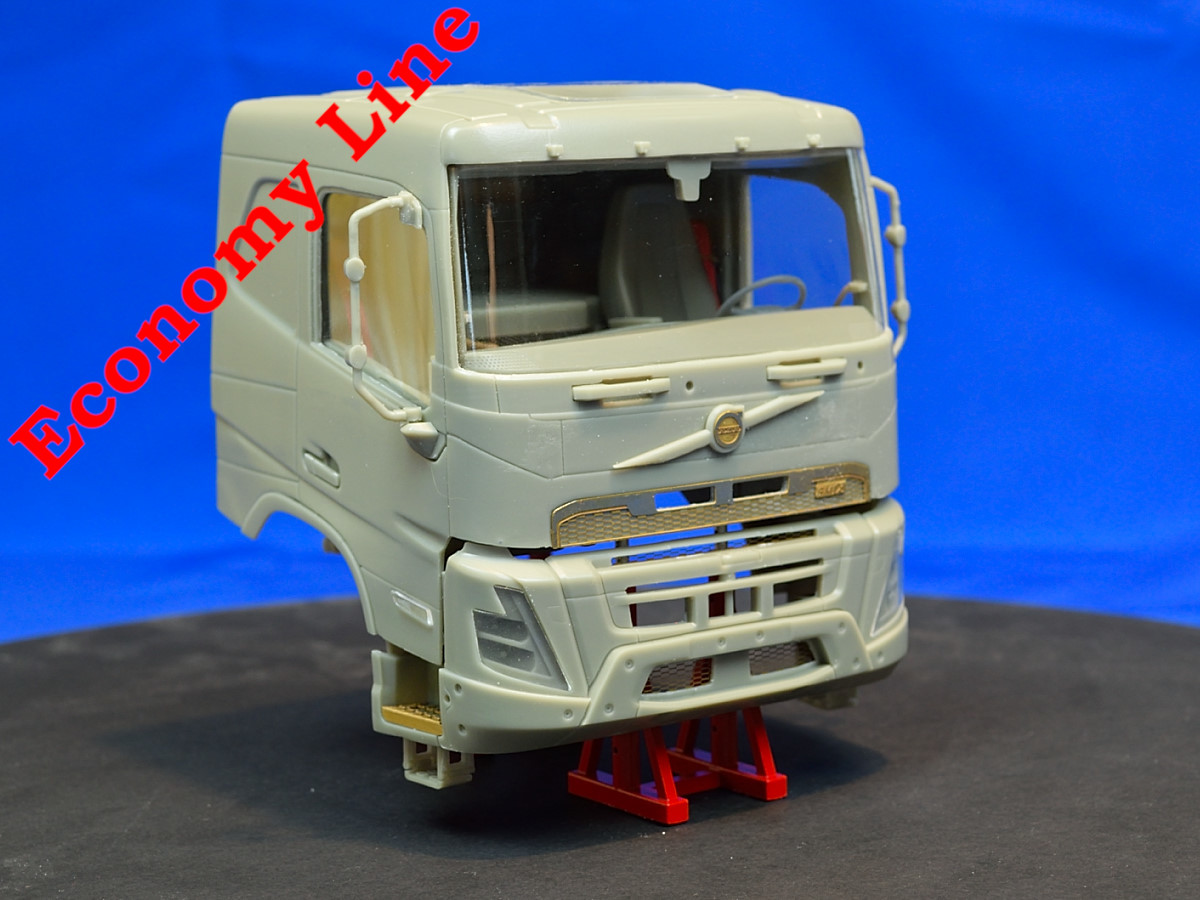 Swedish construction truck, sleeper cab, flat roof (Economy Line). Conversion kit, 1/24