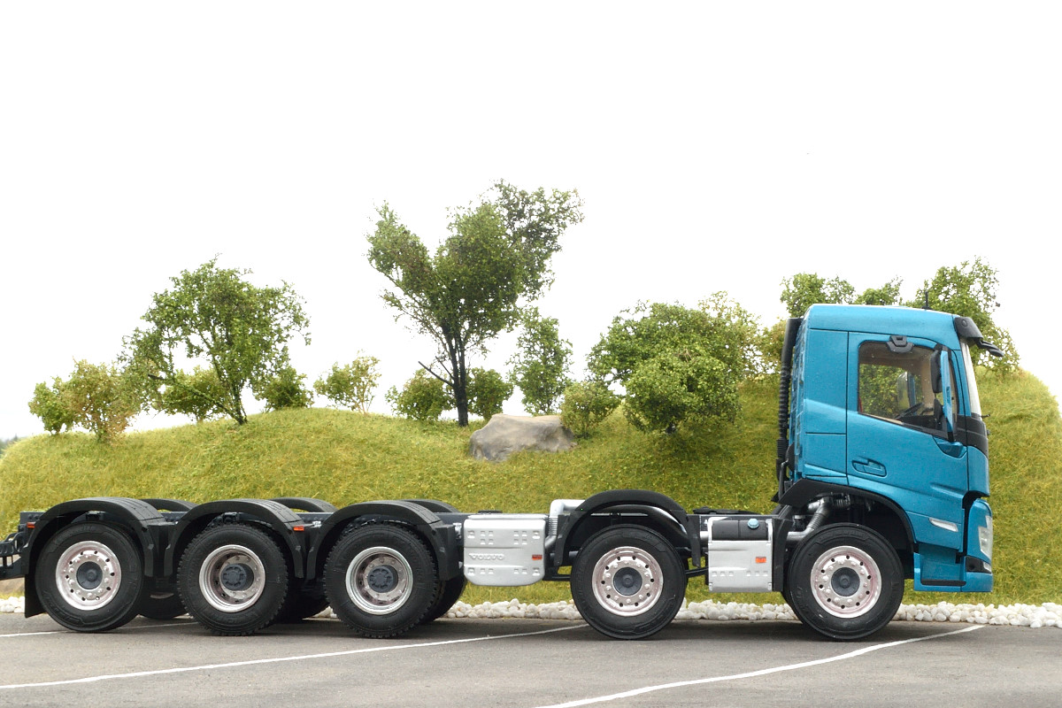 10x4 chassis for Swedish construction truck. Scale 1/24 – Image 4