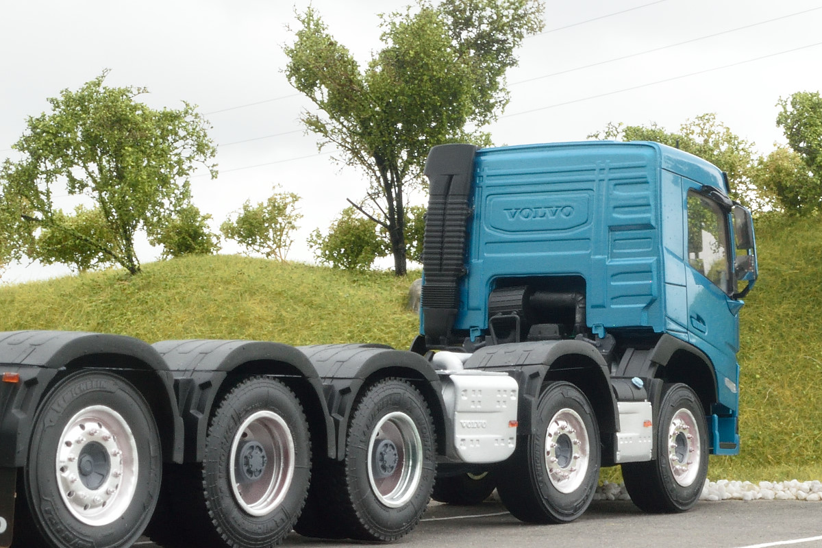 10x4 chassis for Swedish construction truck. Scale 1/24 – Image 6