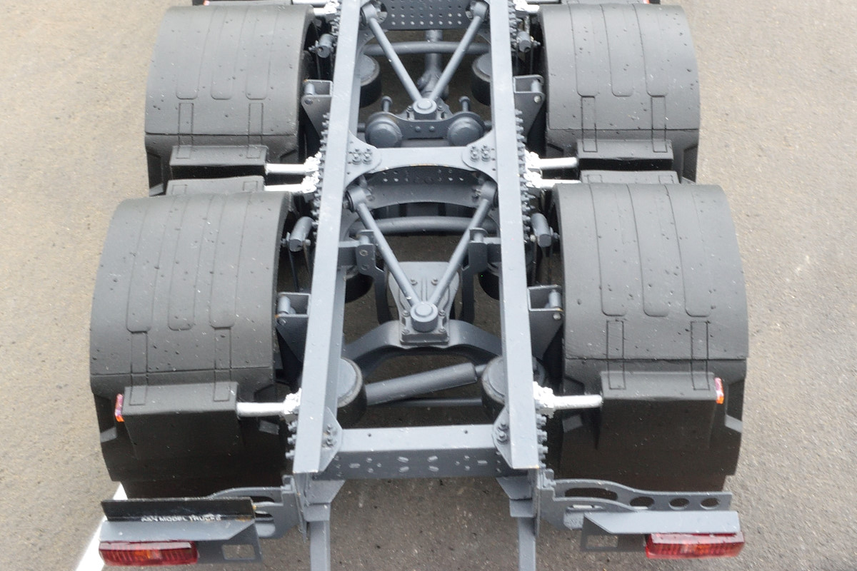 10x4 chassis for Swedish construction truck. Scale 1/24 – Image 13