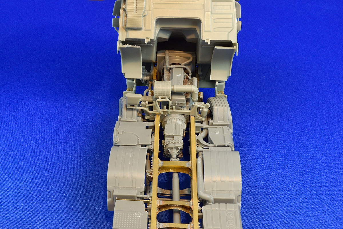 8x4 tandem chassis for Swedish construction truck. Scale 1/24 – Bild 10