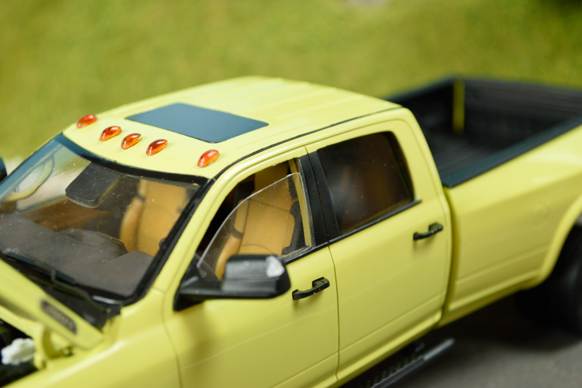 3500 dually pickup truck. Full resin kit, 1/24 - immagine 16