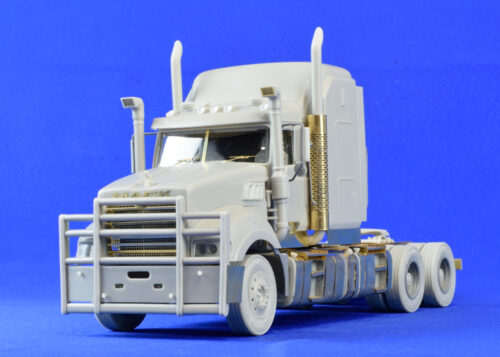 Aussie Titan truck (sleeper cab) full kit