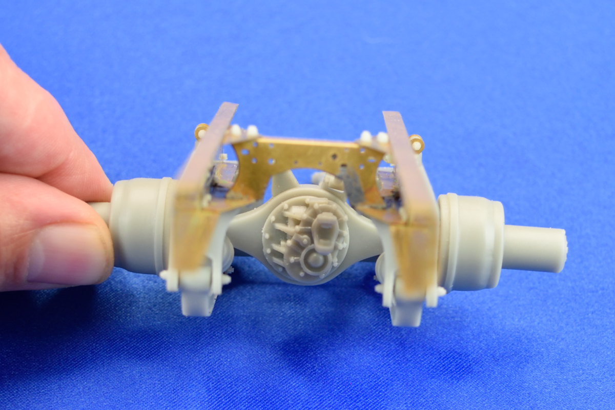 Tri-drive AD-390 suspension (sleeper cab). Conversion kit. 1/24 - Image 6