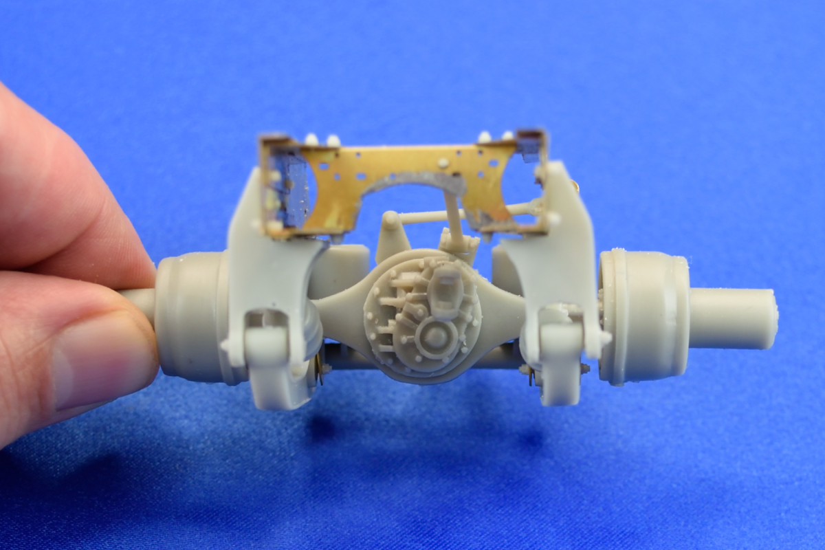 Tri-drive AD-390 suspension (day cab). Conversion kit. 1/24 - Image 4