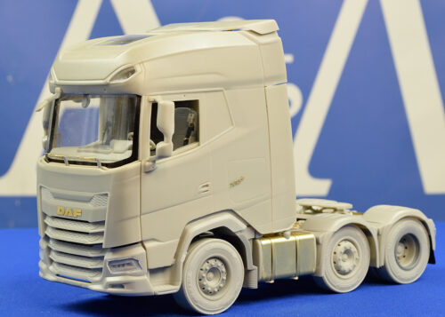 Dutch truck XG+ 6x2/4 pusher (FTG) full kit. Scale 1/24