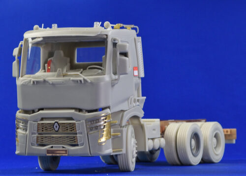 French truck C-series cab kit. Scale 1/24